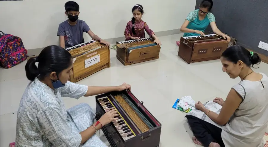 Harmonium Classes Thane